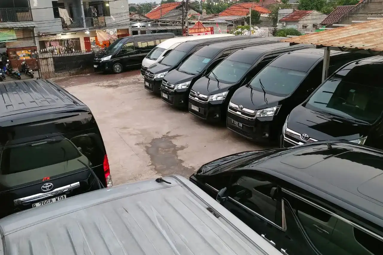 sewa hiace bandara jakarta trans