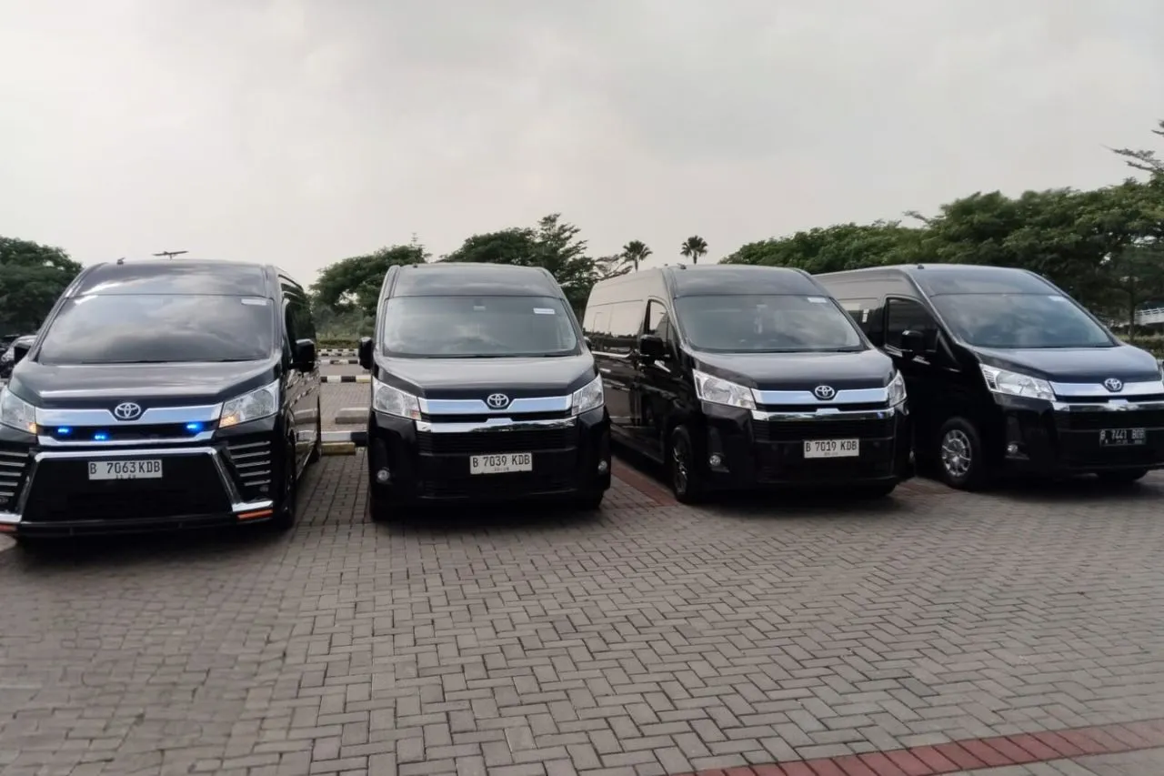 Armada Hiace Kami