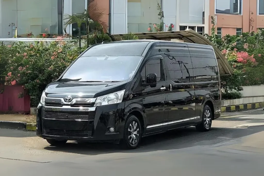 Sewa Hiace Perusahaan sewa Hiace Perusahaan